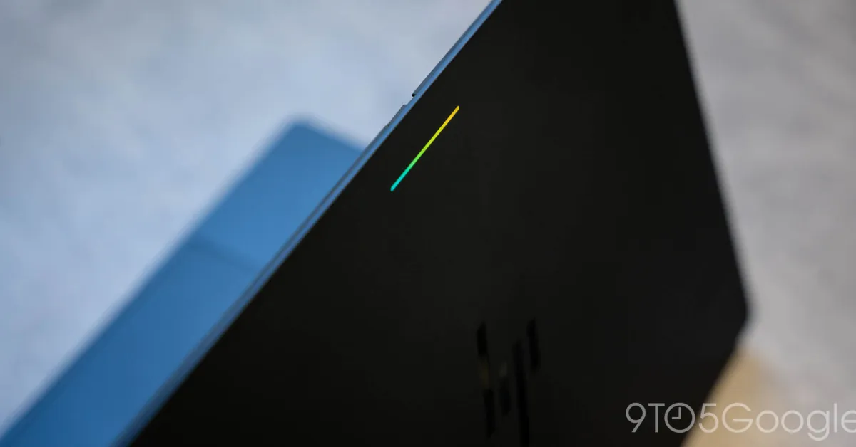 Googlebook Glowbar doesn’t have the ‘knock-knock’ Chromebook Pixel battery gesture