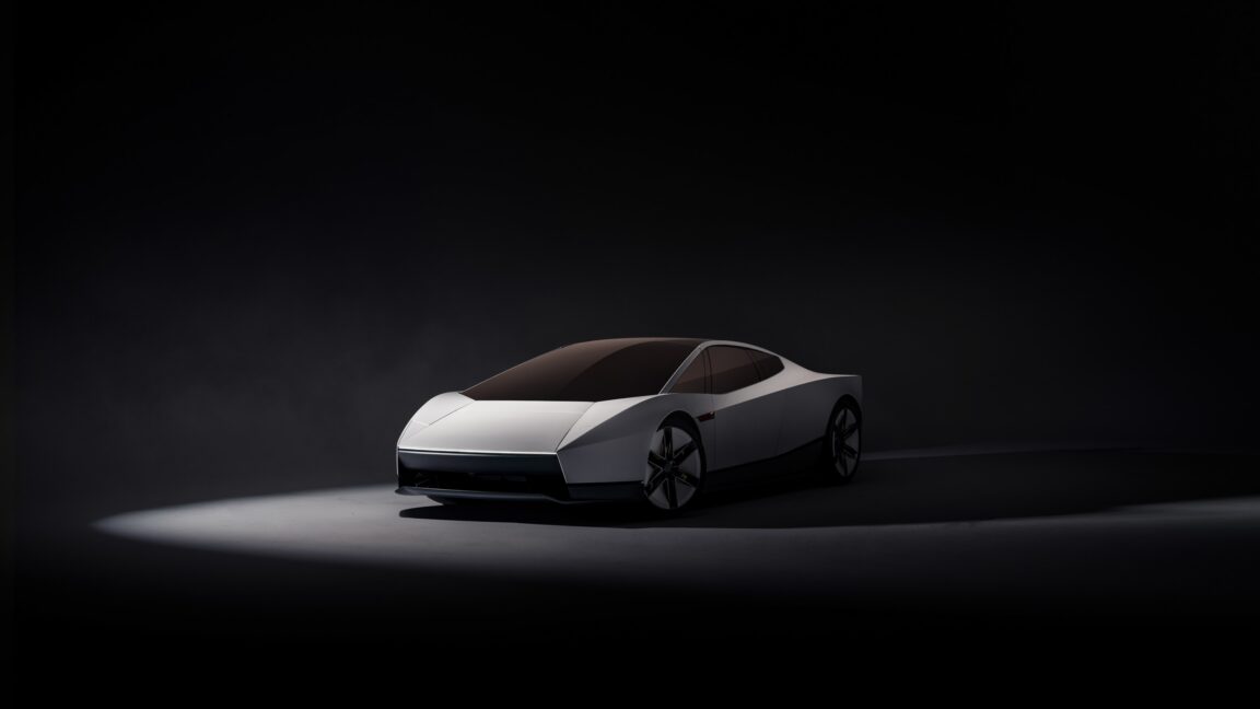 Tesla turns to 50-year-old stunt technology as it tries to Roadster again