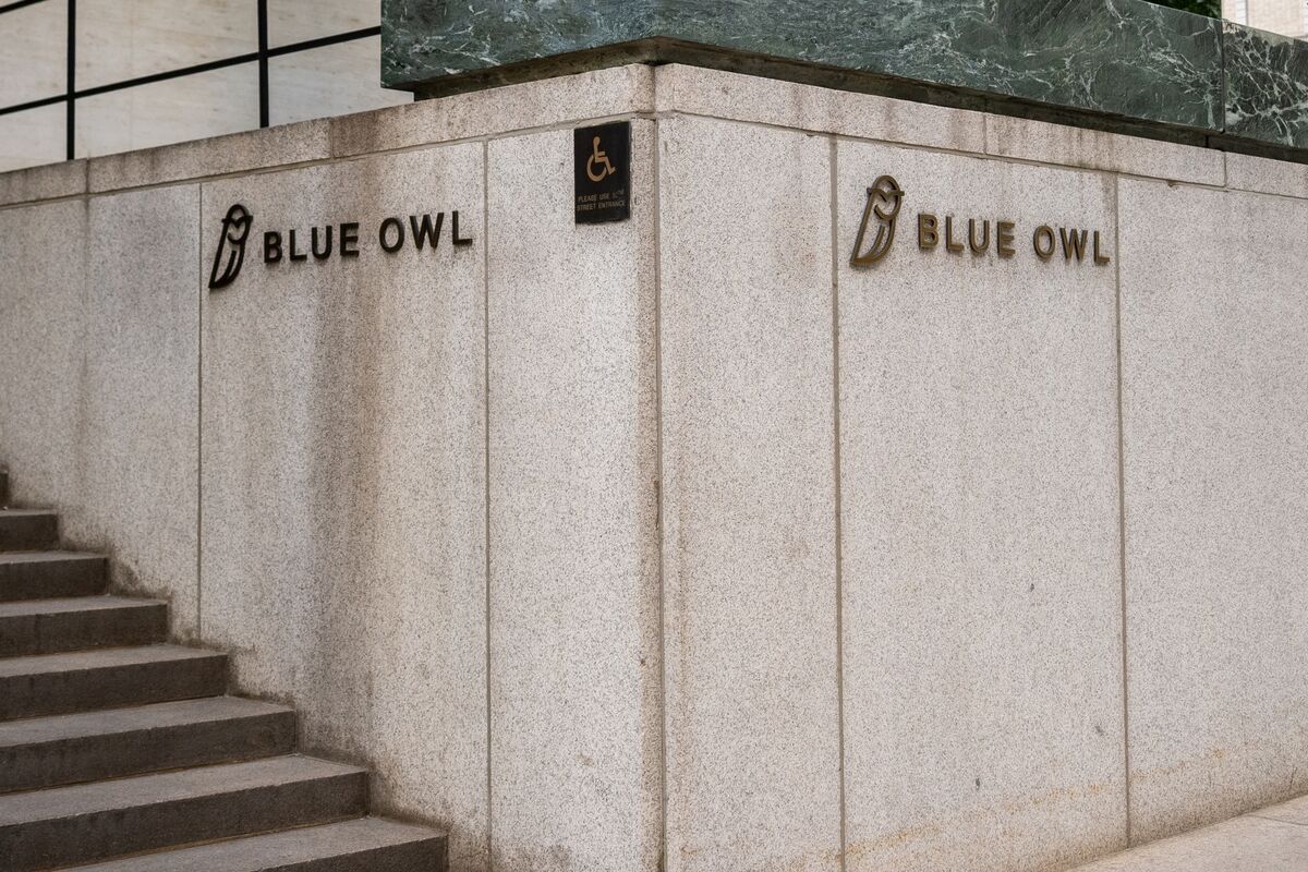 Blue Owl’s Clarke Plays Down Software Risks, Touts Data Centers