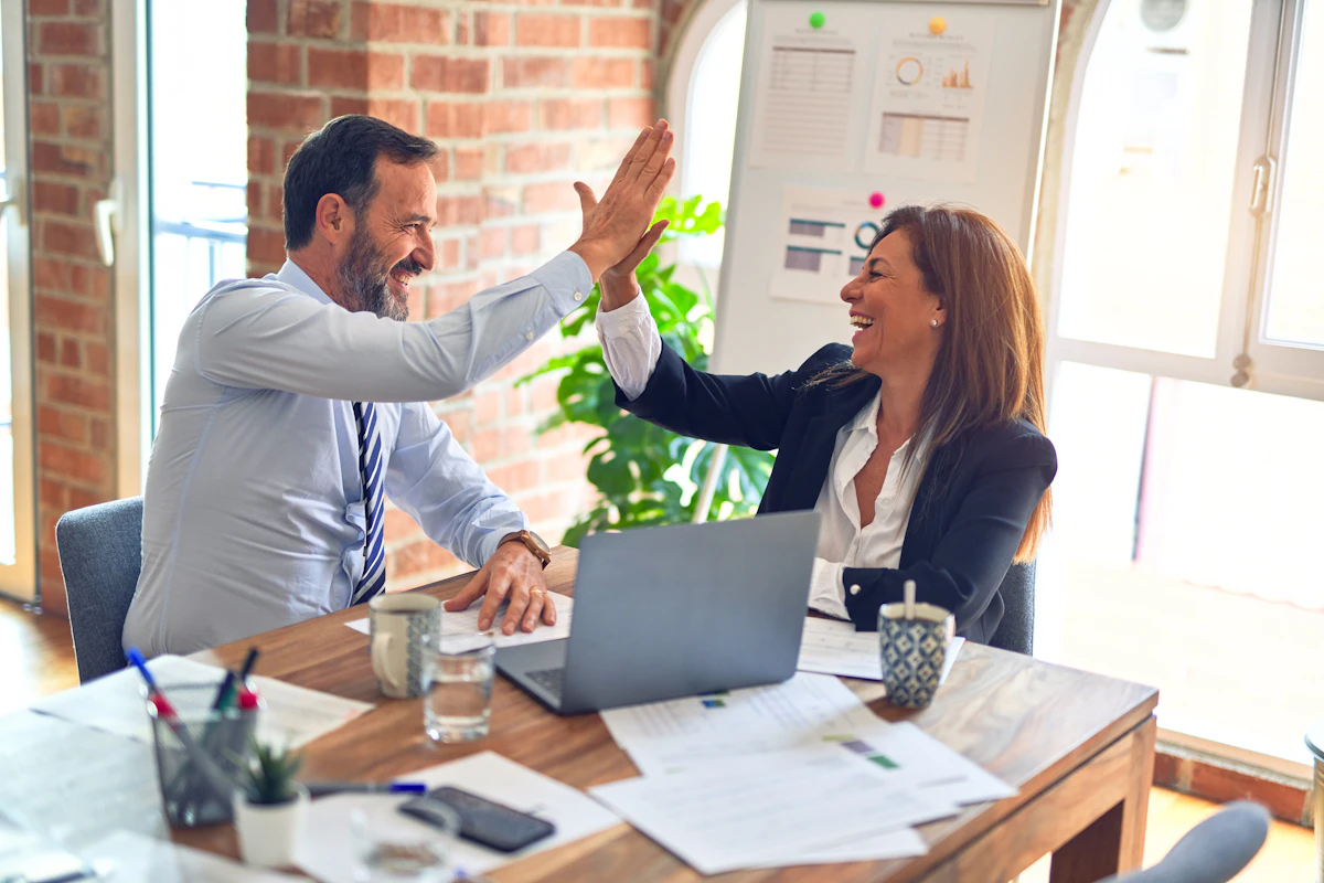 How to Add Reviews to HubSpot