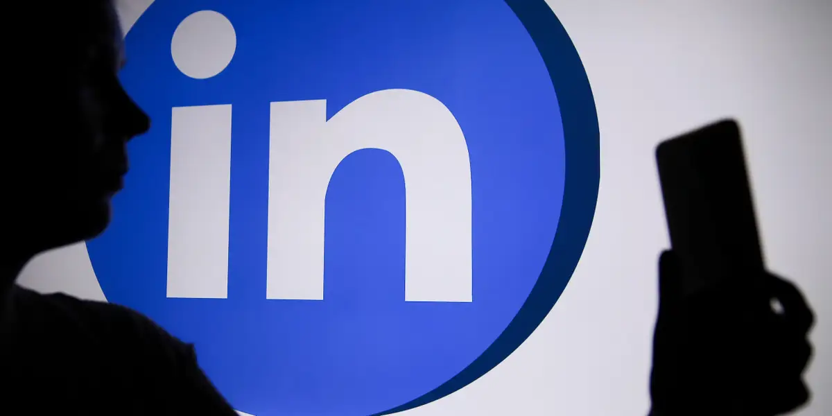 LinkedIn is overhauling employee bonuses, memo shows