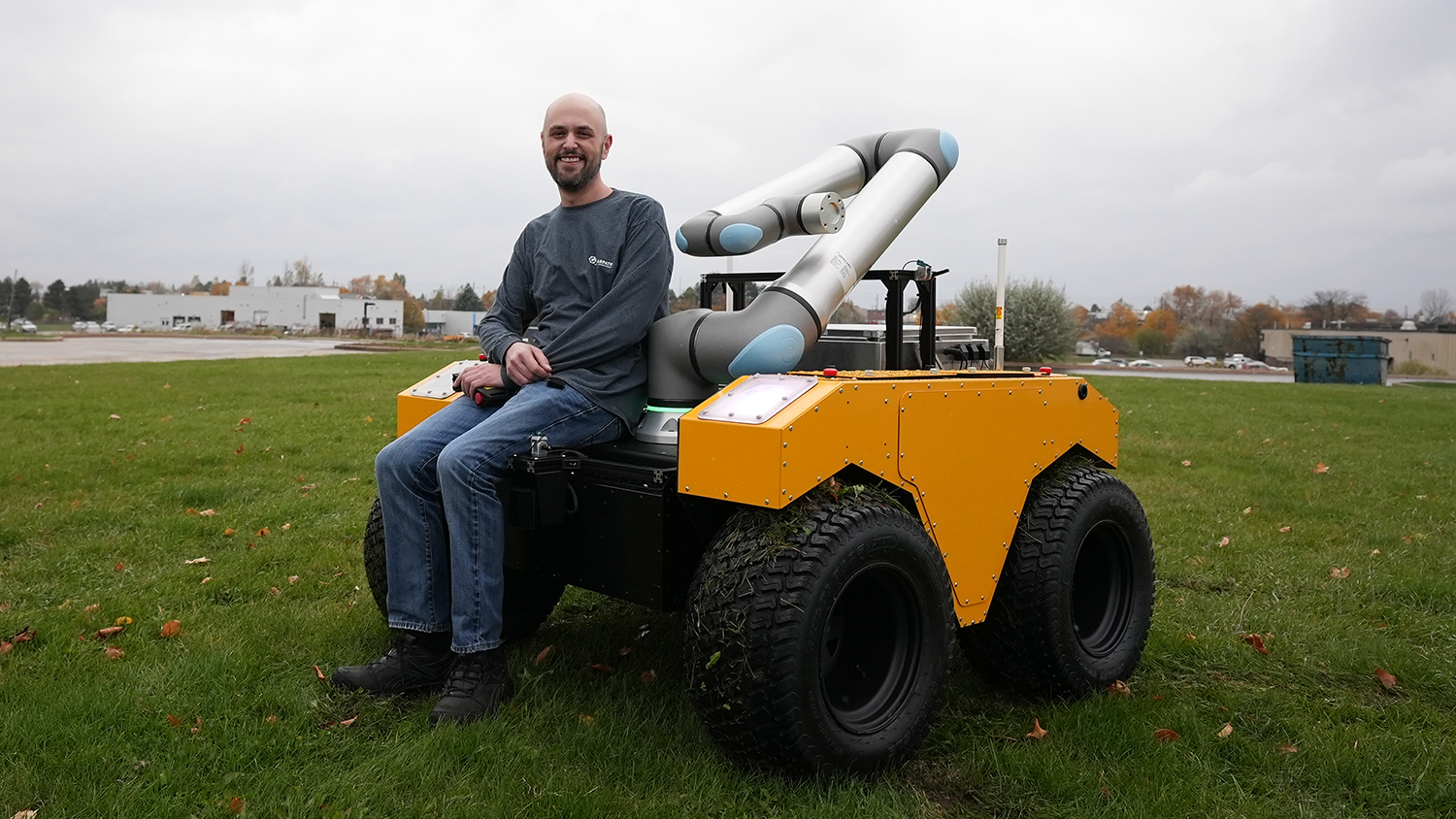 Heavy-Duty Mobile Manipulator for Construction