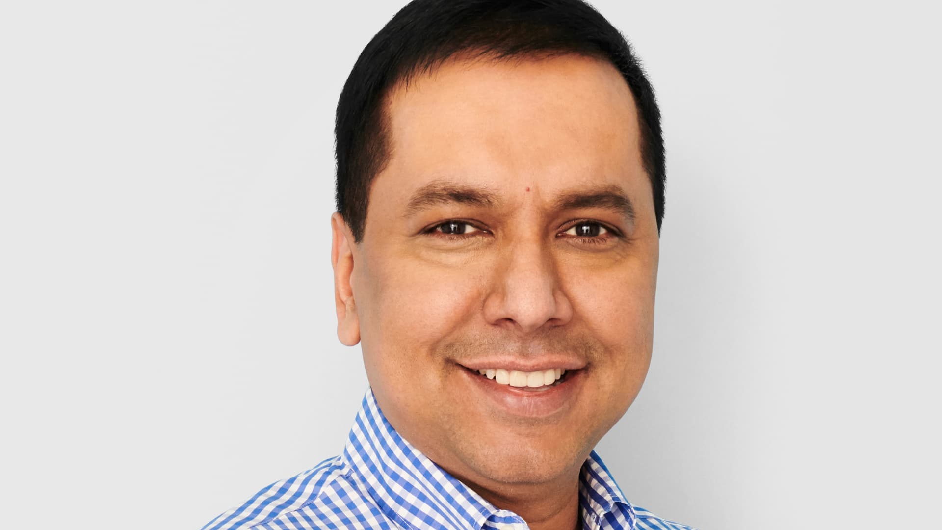 Meta hires MongoDB CEO CJ Desai to lead enterprise unit. MongoDB shares crater