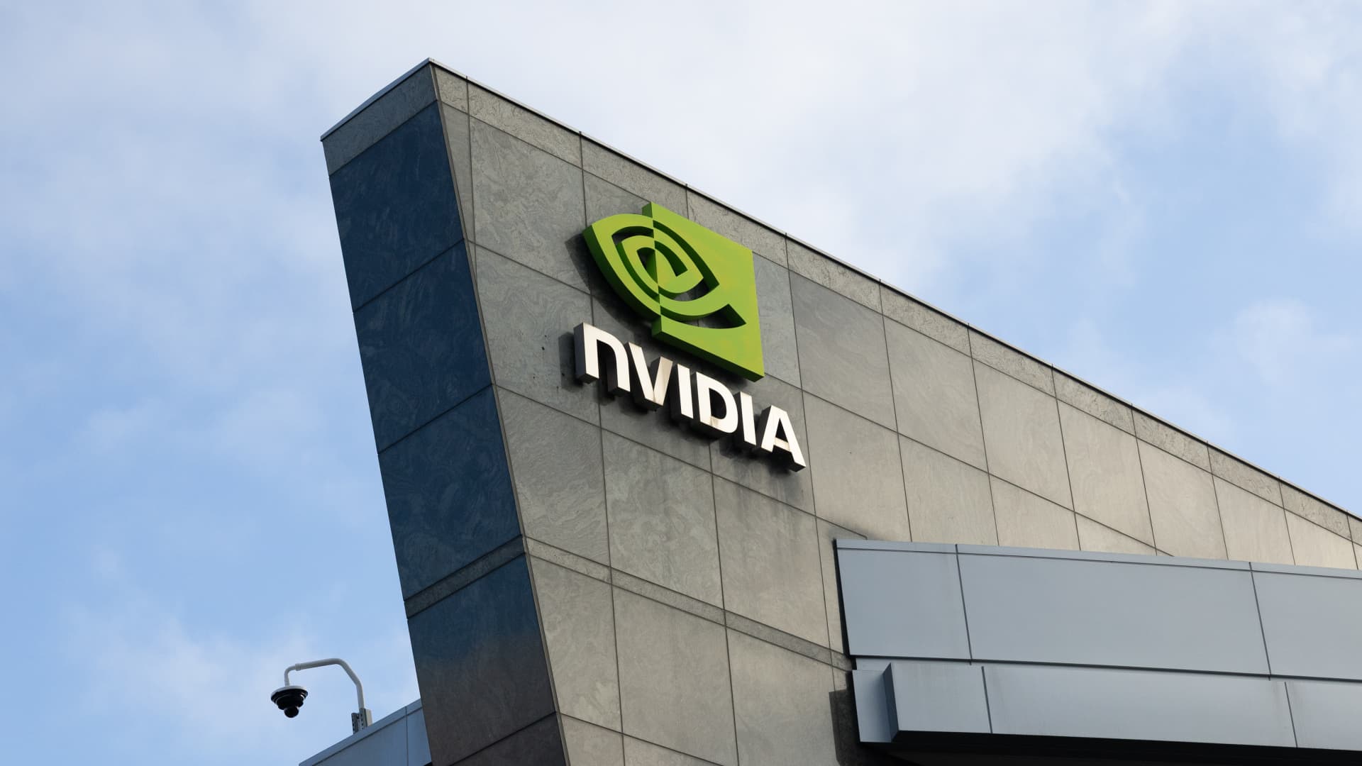 Nvidia is approaching a breakout level. Plus, what we want to see from Micron
