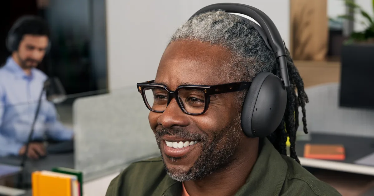 Logitech’s $260 Zone Vibe Pro reimagines ugly office headsets, and you can actually wear them all day