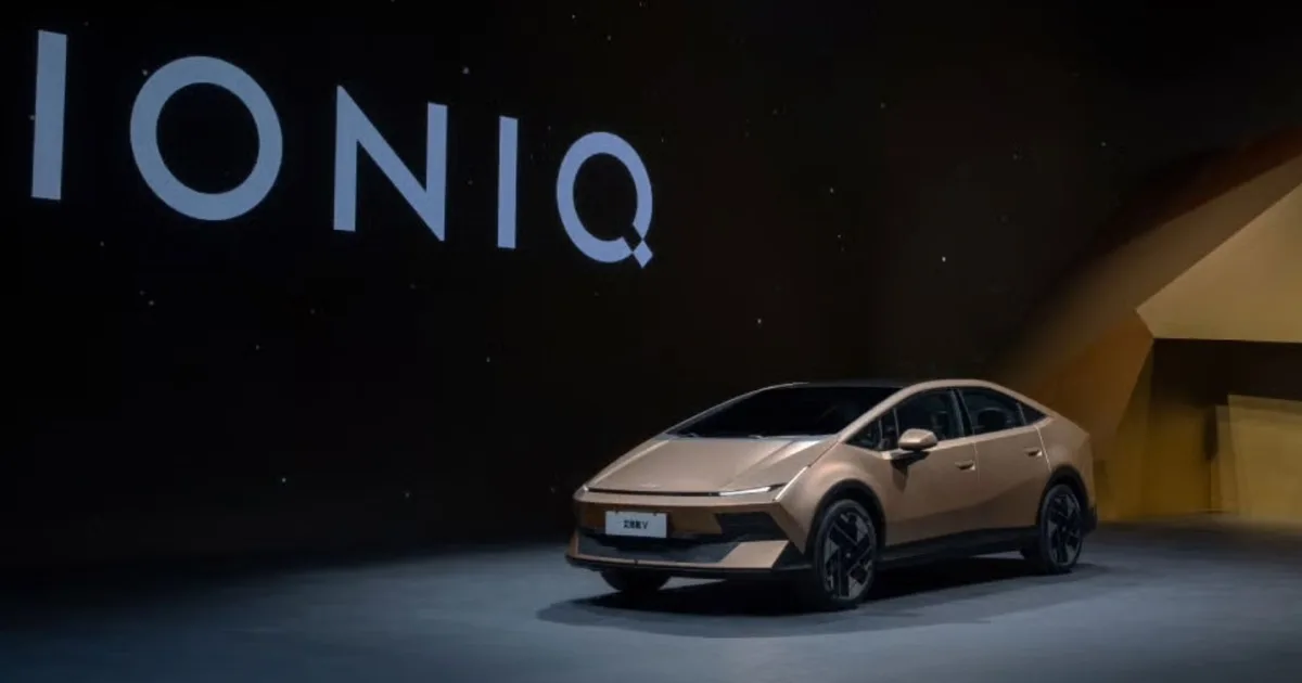 Hyundai Ioniq V launches with a 27-inch 4K display, 20-minute fast charging and up to 650 km of CLTC range
