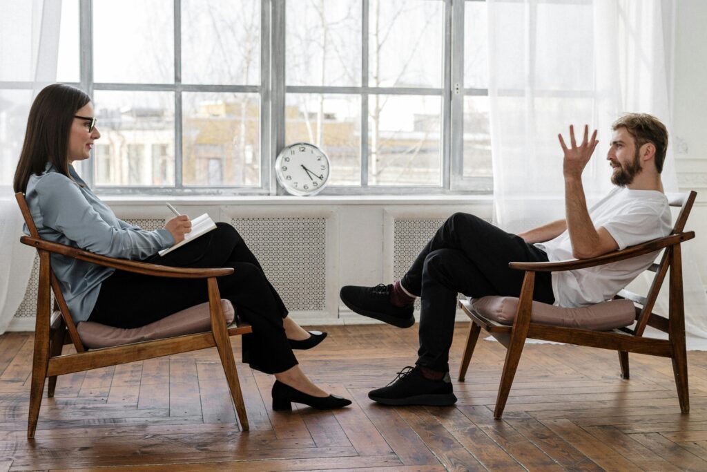 Offline AI Transcription: 10 Ways Psychologists & Therapists Can Benefit from AI