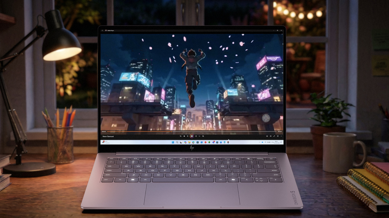 HP's Omnibook 5 features an OLED screen and costs $699