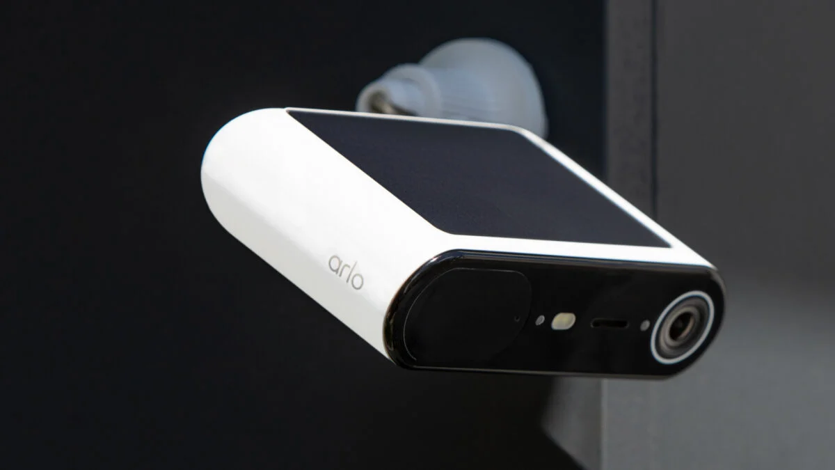 Arlo’s New Security Camera Can Run Year-Round, Thanks to the Sun