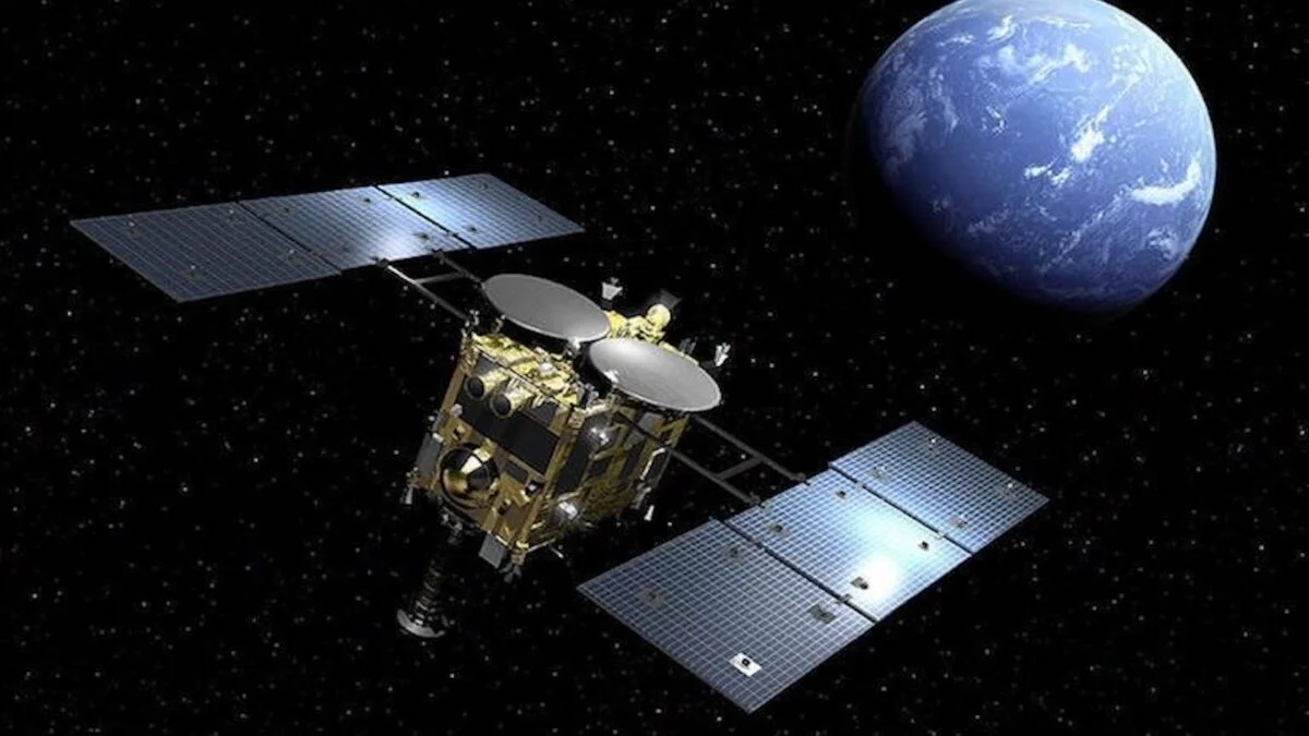 Japan’s Asteroid Probe Lost Its Last Working Engine. Engineers Have a Clever Fix