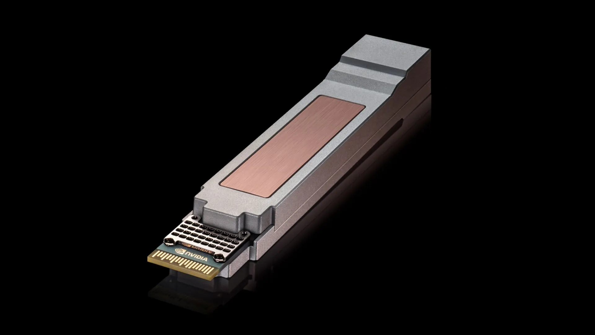 Tiny pluggable optical module boosts data center bandwidth 4x without extra hardware