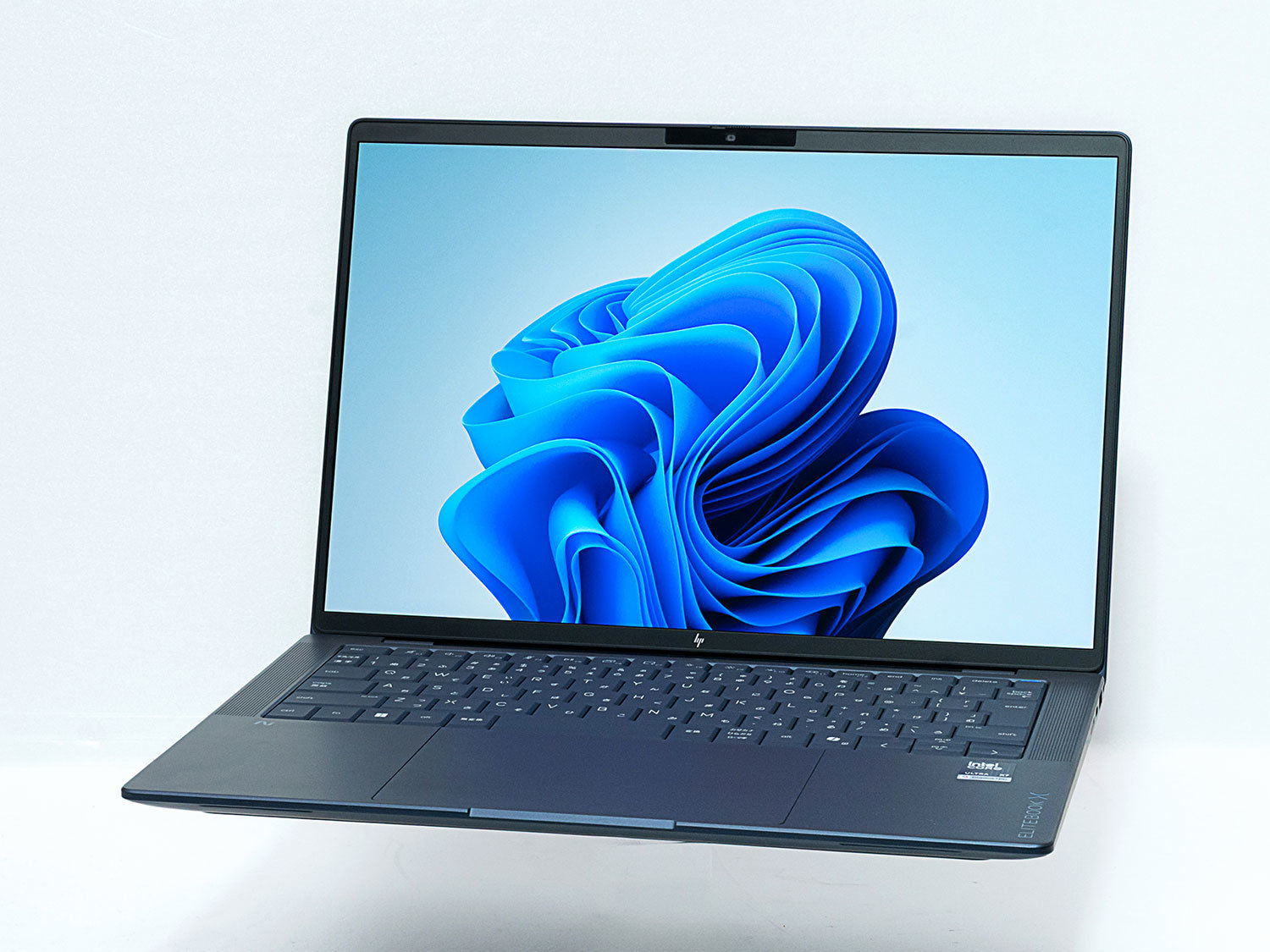 日本HPの約1kgモバイル「EliteBook X G2i 14」を試す Core Ultra X7 358Hが魅せるパフォーマンスを検証