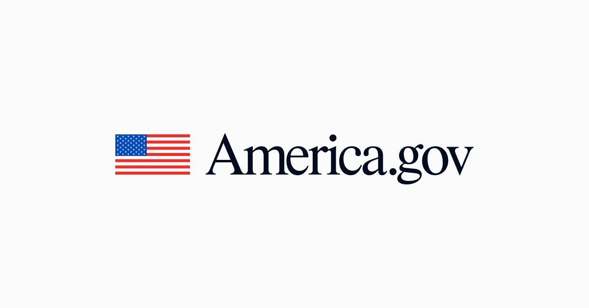 AI企業トップらと昼食会のトランプ米大統領、政府内で「AI」を「SI」と呼び替える大統領令に署名