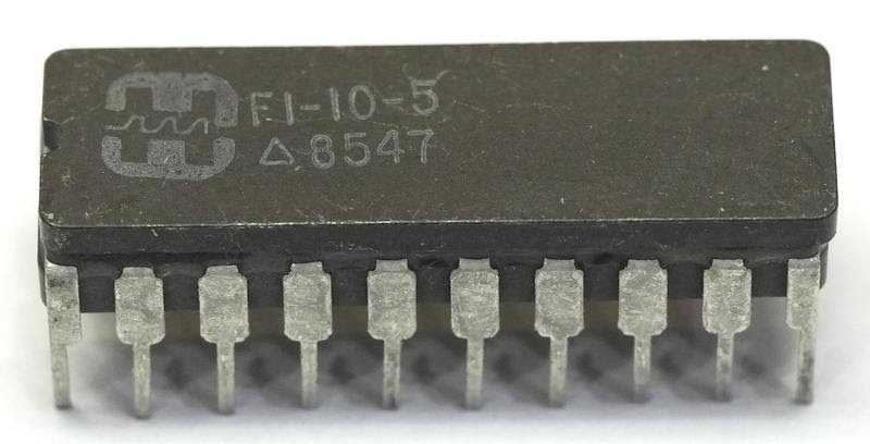 Inside a 1980s filter chip that uses switched capacitors