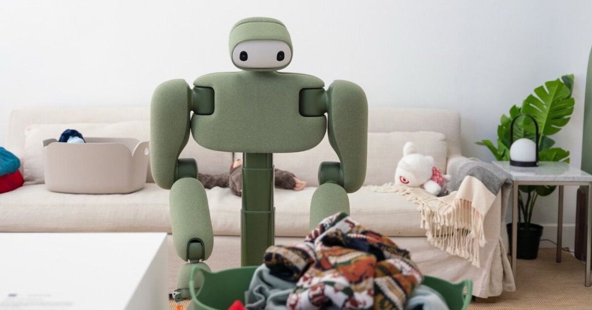 $8,000 robot is ready to take over all laundry and bed-making duties