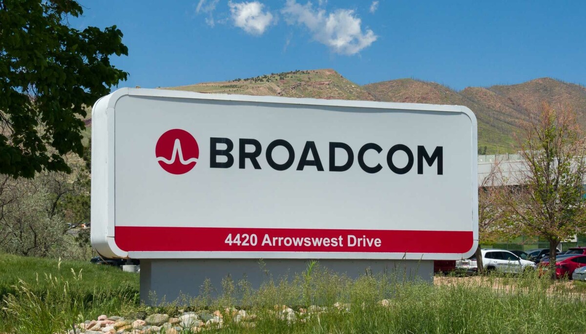 Broadcom Rides Rocketing Trend For Custom AI Accelerators