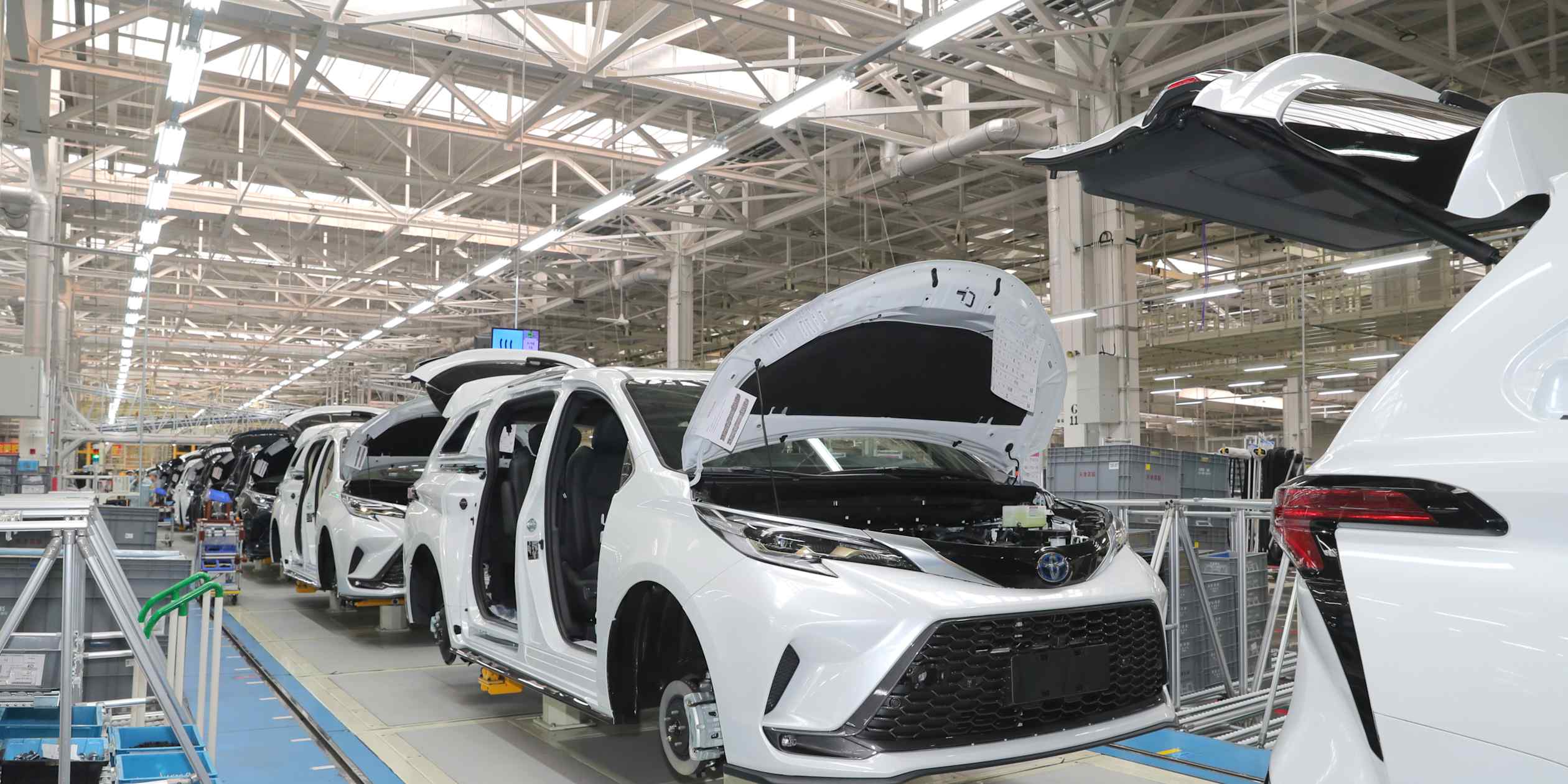 China's Toyota joint ventures to be put under one roof to help ailing GAC