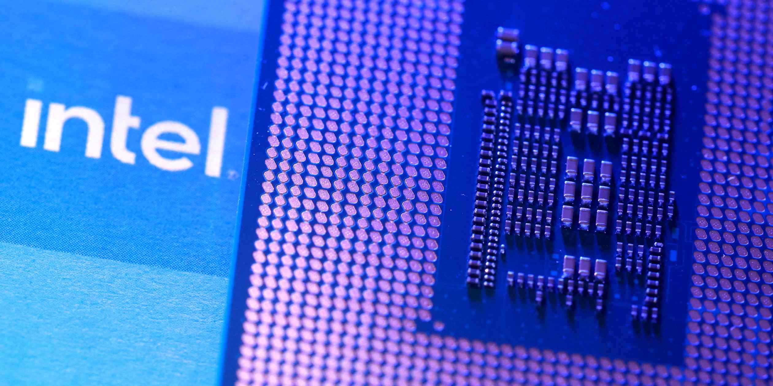 Intel chief says White House will not meddle in its semiconductor business
