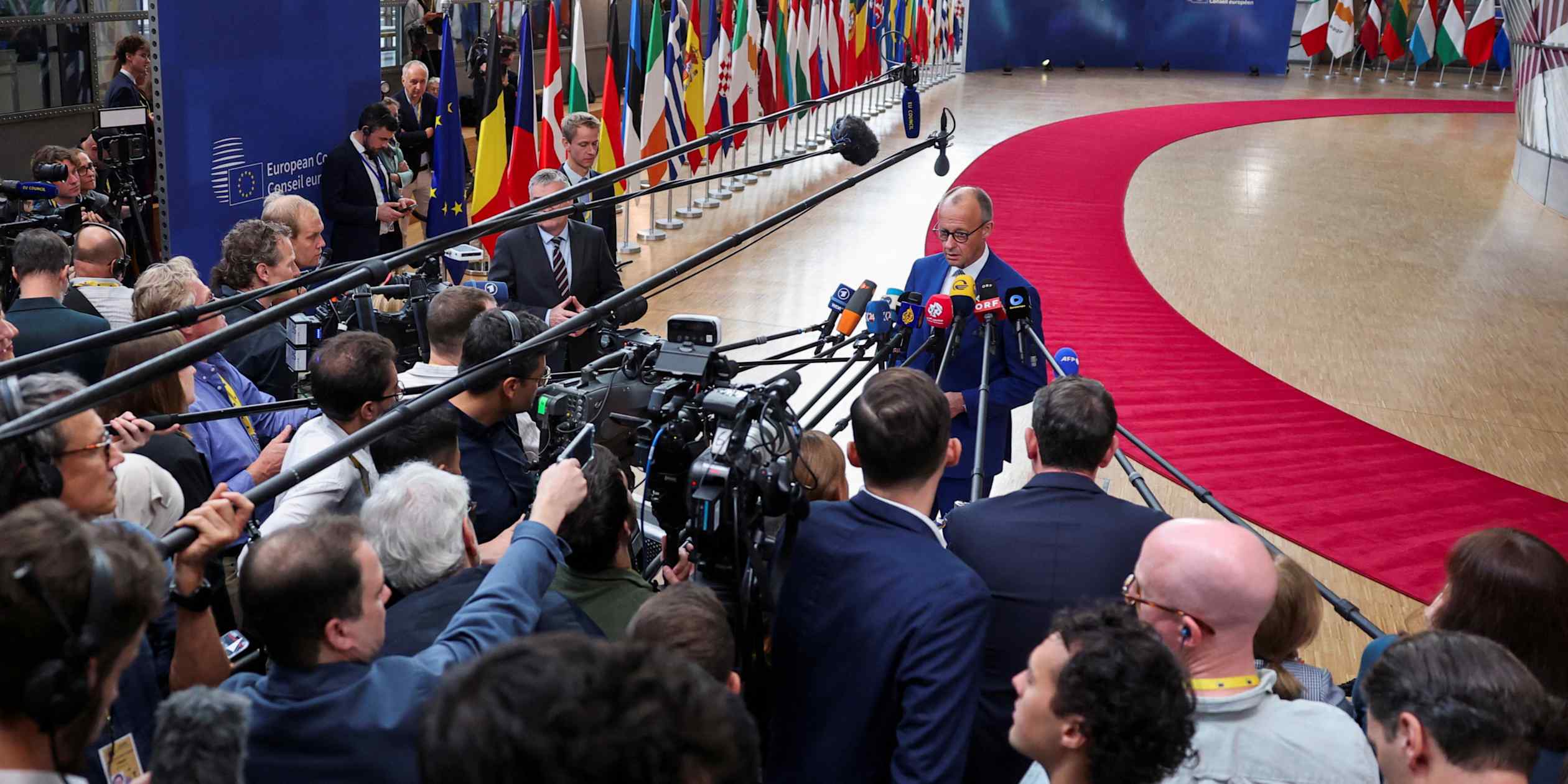 EU urges safeguards against Chinese chemicals, machinery imports