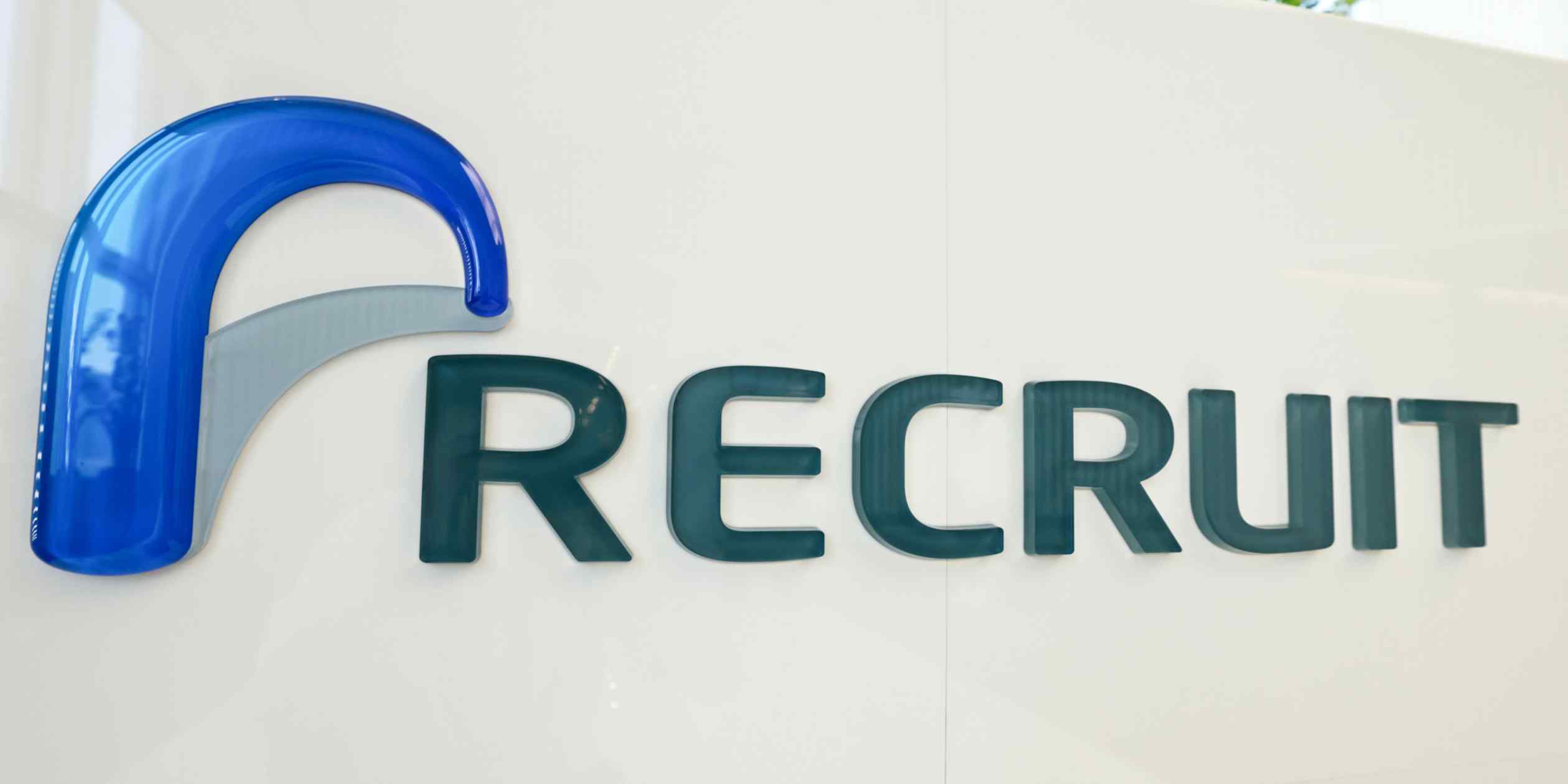 Japan's Recruit to sell Study Sapuri app, shrinking education business