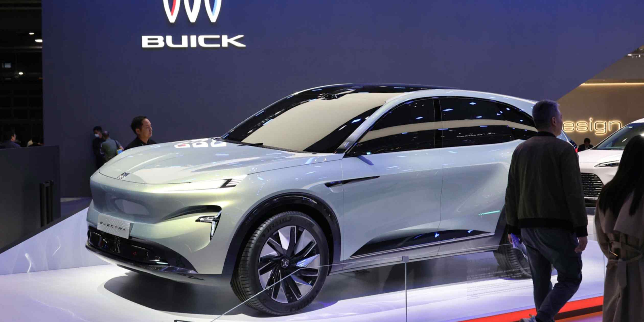 Ford, GM hold on to China EV ties despite US curbs