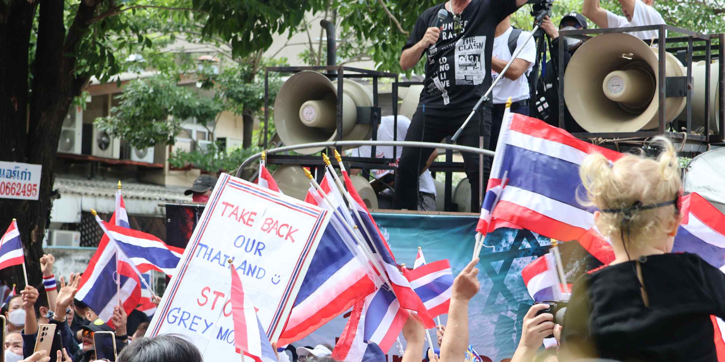 Thai protestors slam Chinese, other foreign companies as economy slows