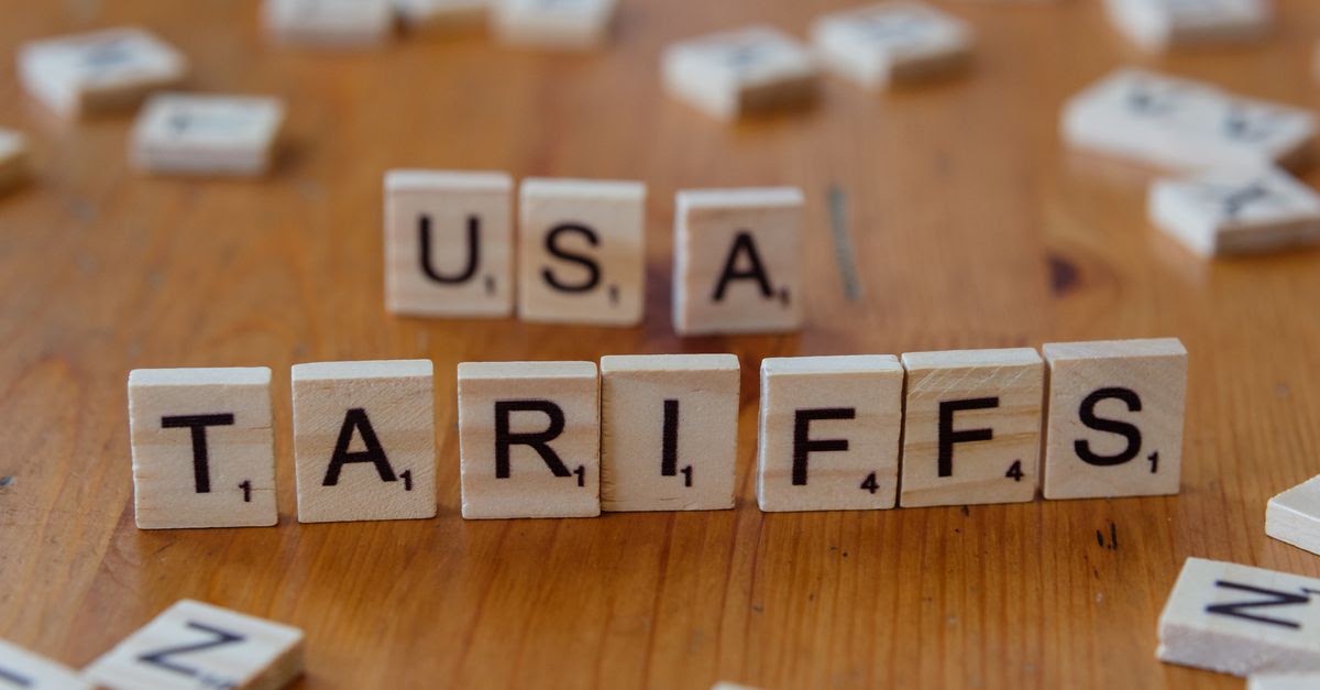 Navigating Cross-Border E-commerce: How New US-Canada Tariffs Impact Your Shipping Strategy