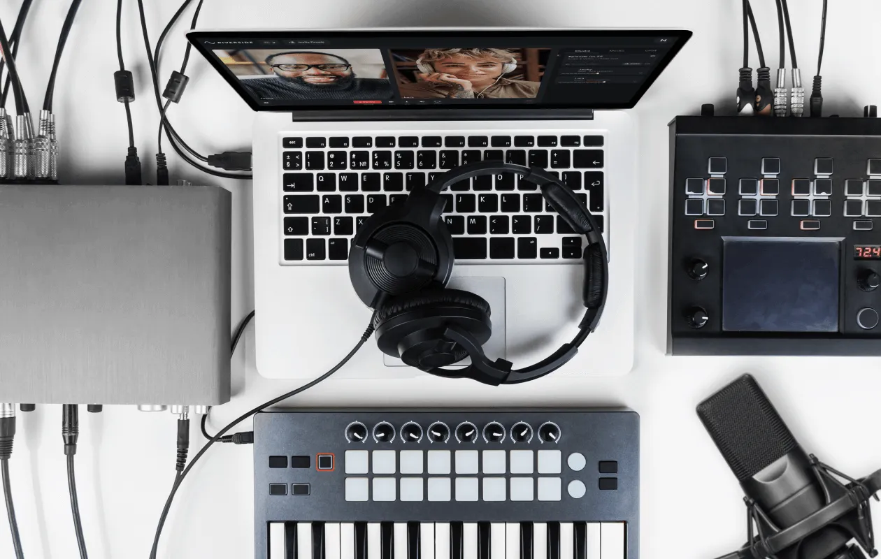 Top 7 Free & Paid Stream Deck Alternatives for Livestreaming