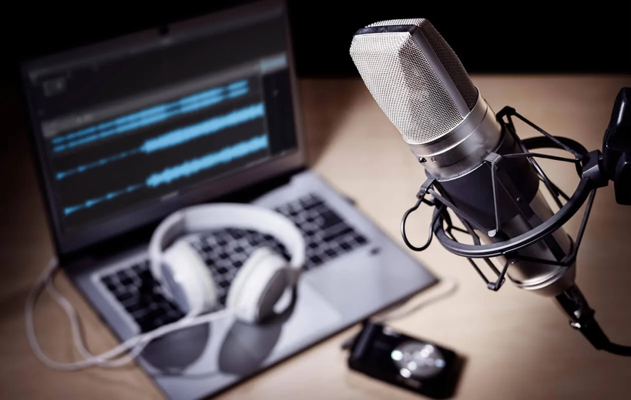 Video Podcast Examples: What You Can Learn From The Best?