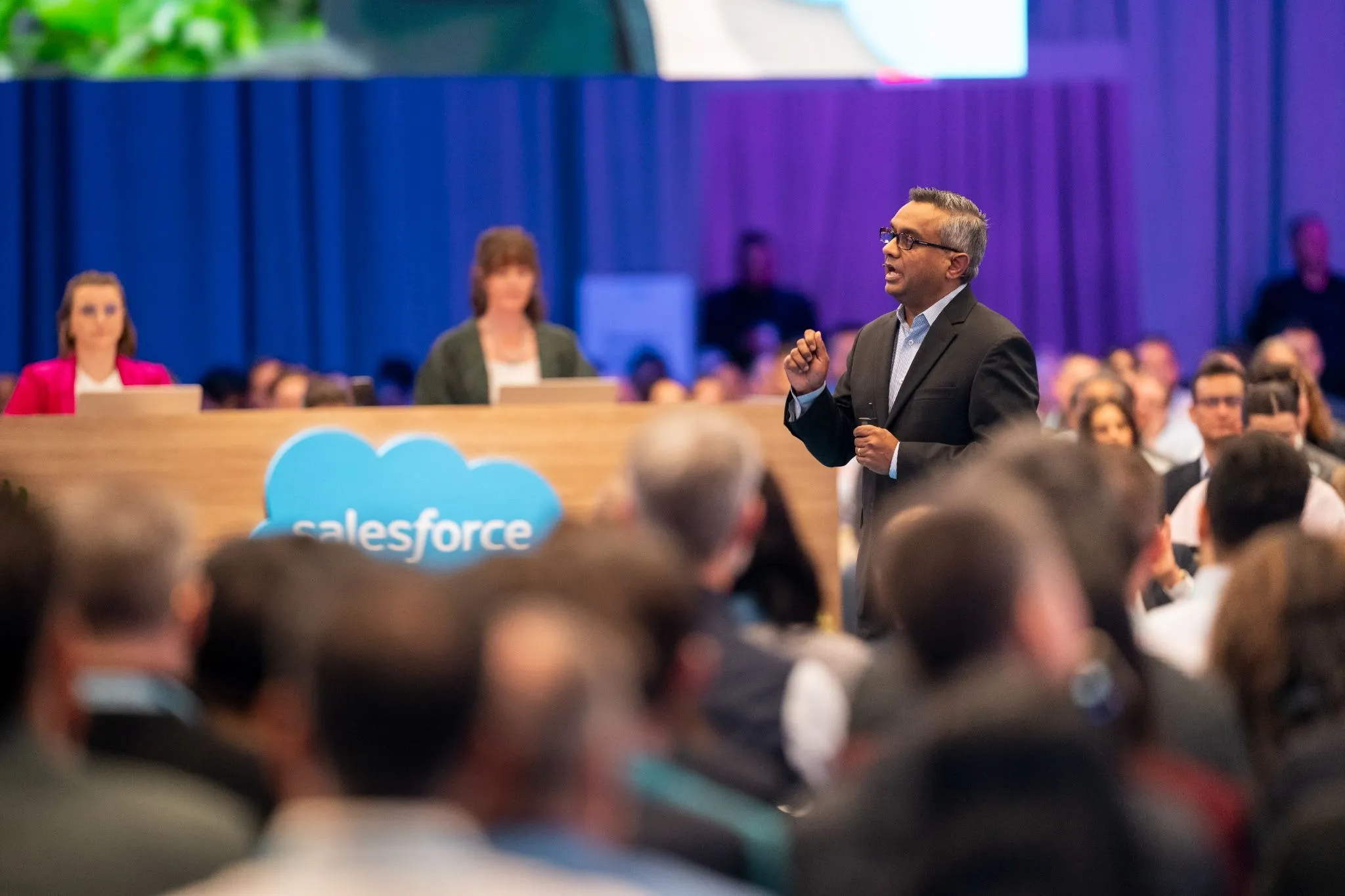 Unpacking Dreamforce: Why Your AI Needs Trusted Context