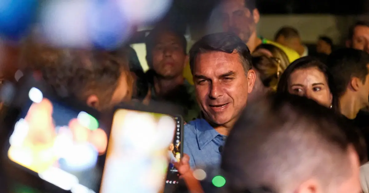 Brazil heads for election runoff with Bolsonaro in the lead