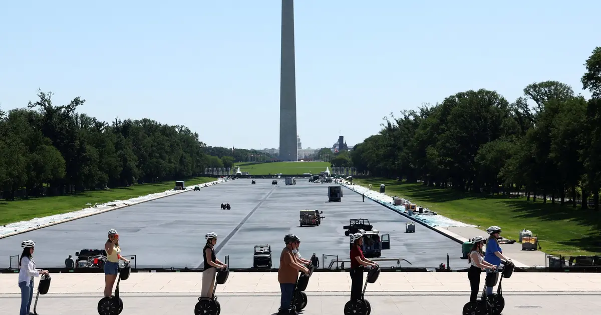 Decline in tourism hits US economy