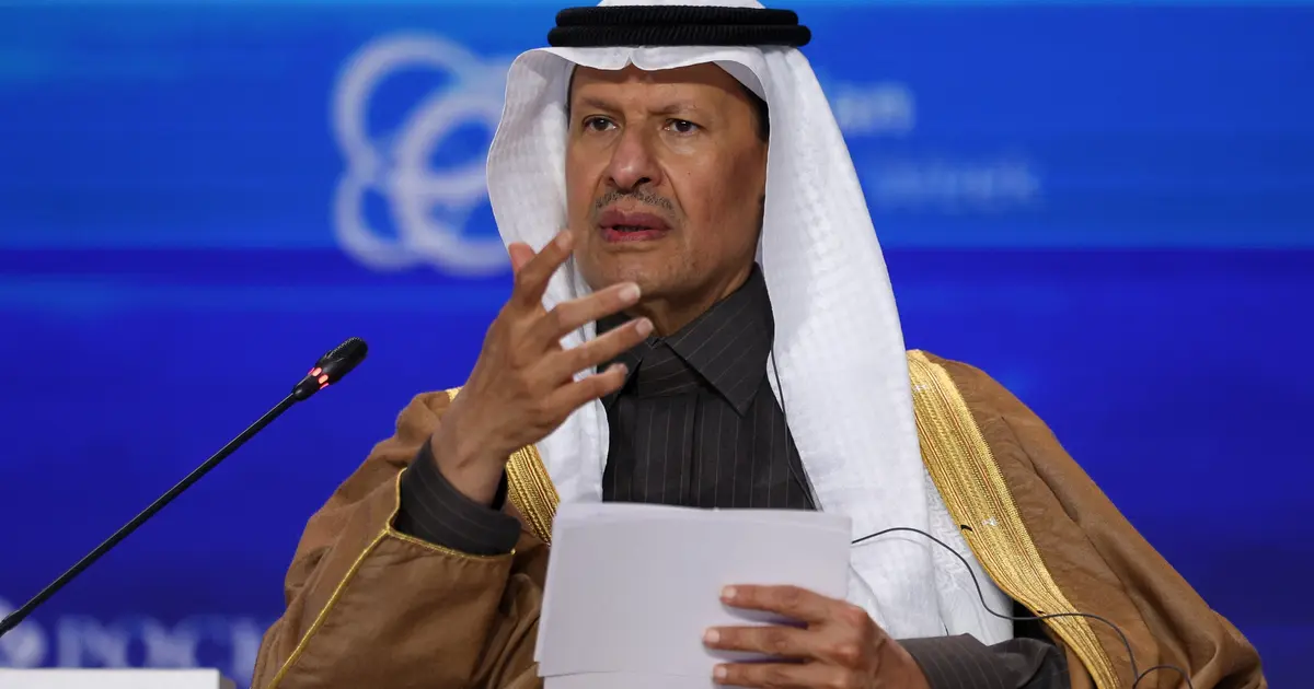 Saudi plans to expand oil export routes to cut Hormuz reliance