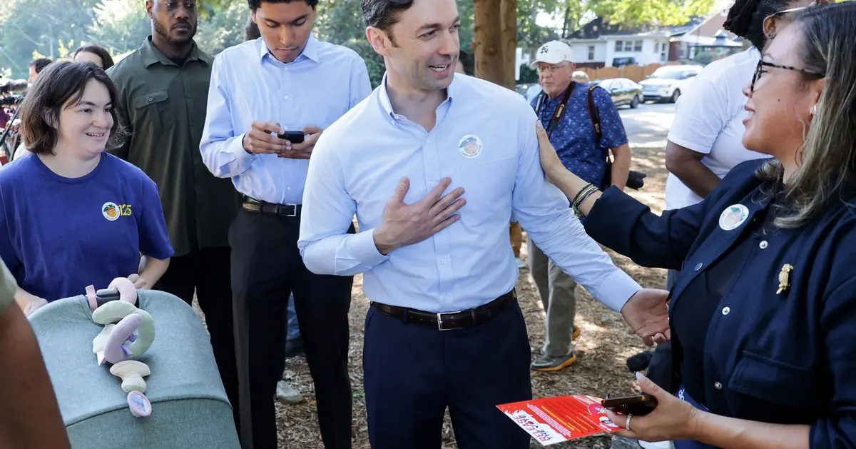 Congress battle drifts deeper into red territory