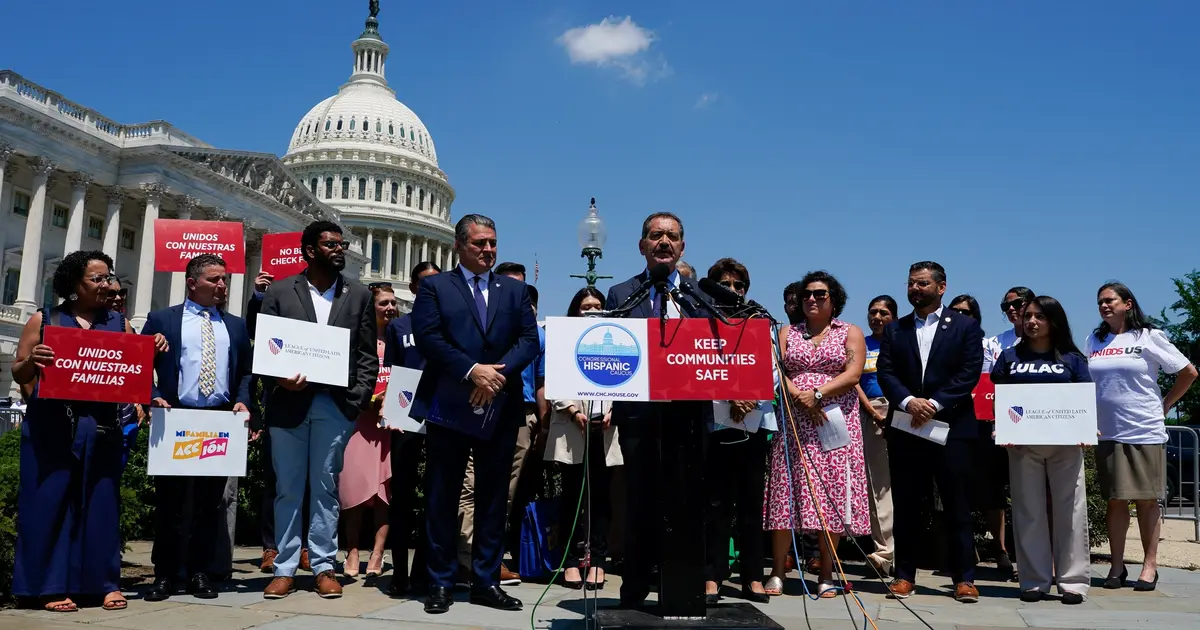Hispanic Democrats tap creators for voter outreach