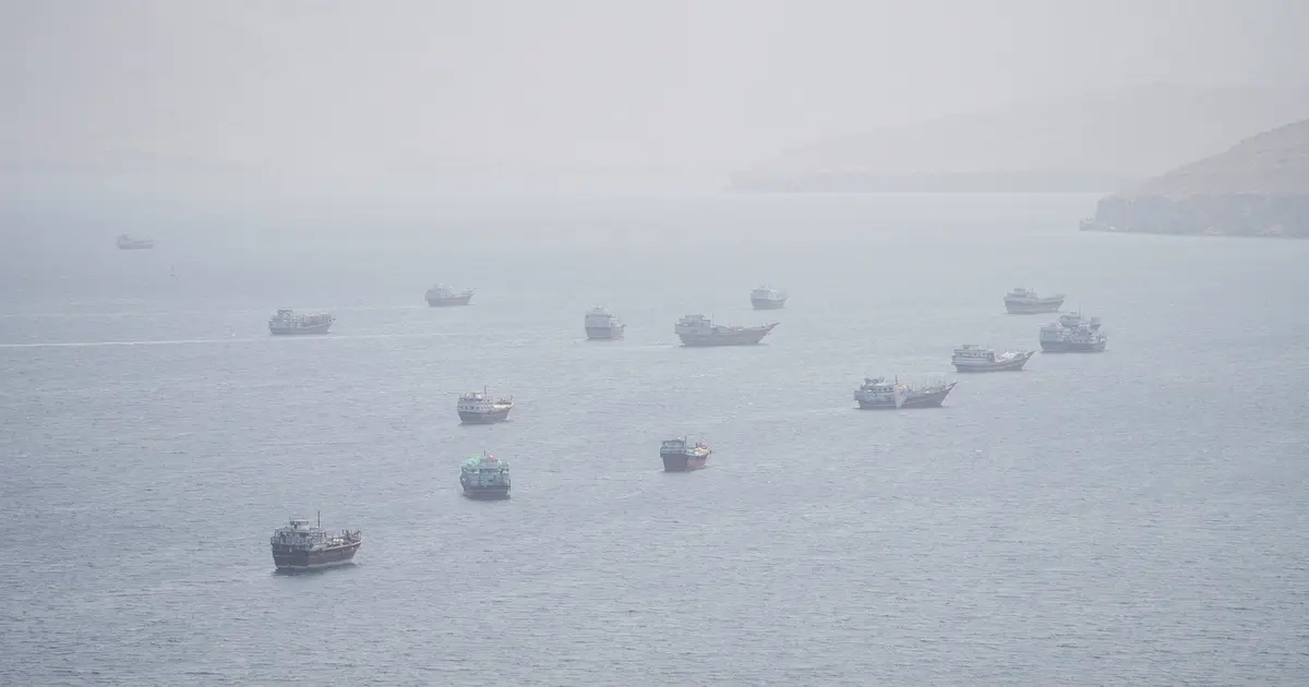 Oil drops as Hormuz traffic rebounds