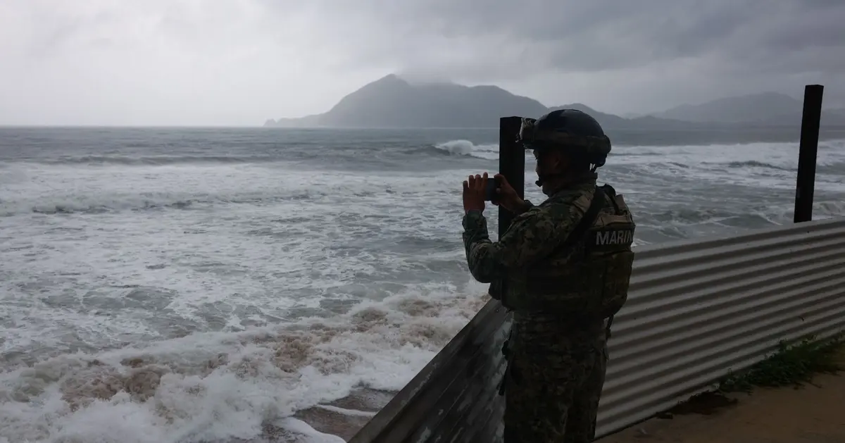 El Niño supercharges storms, leaving thousands without power in US and Mexico