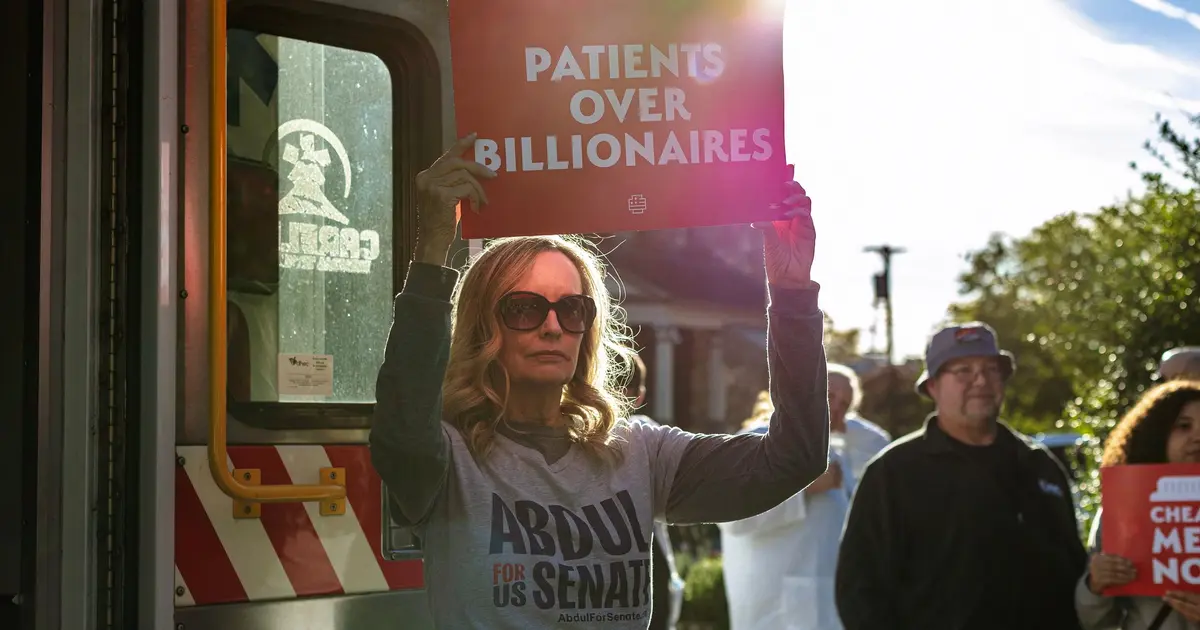 More Americans view Democrats favorably as midterms inch nearer