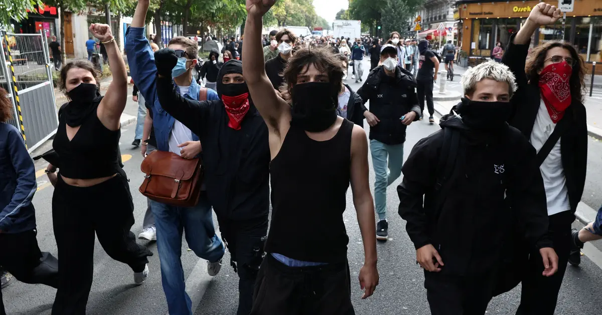 France student protests roil politics ahead of elections