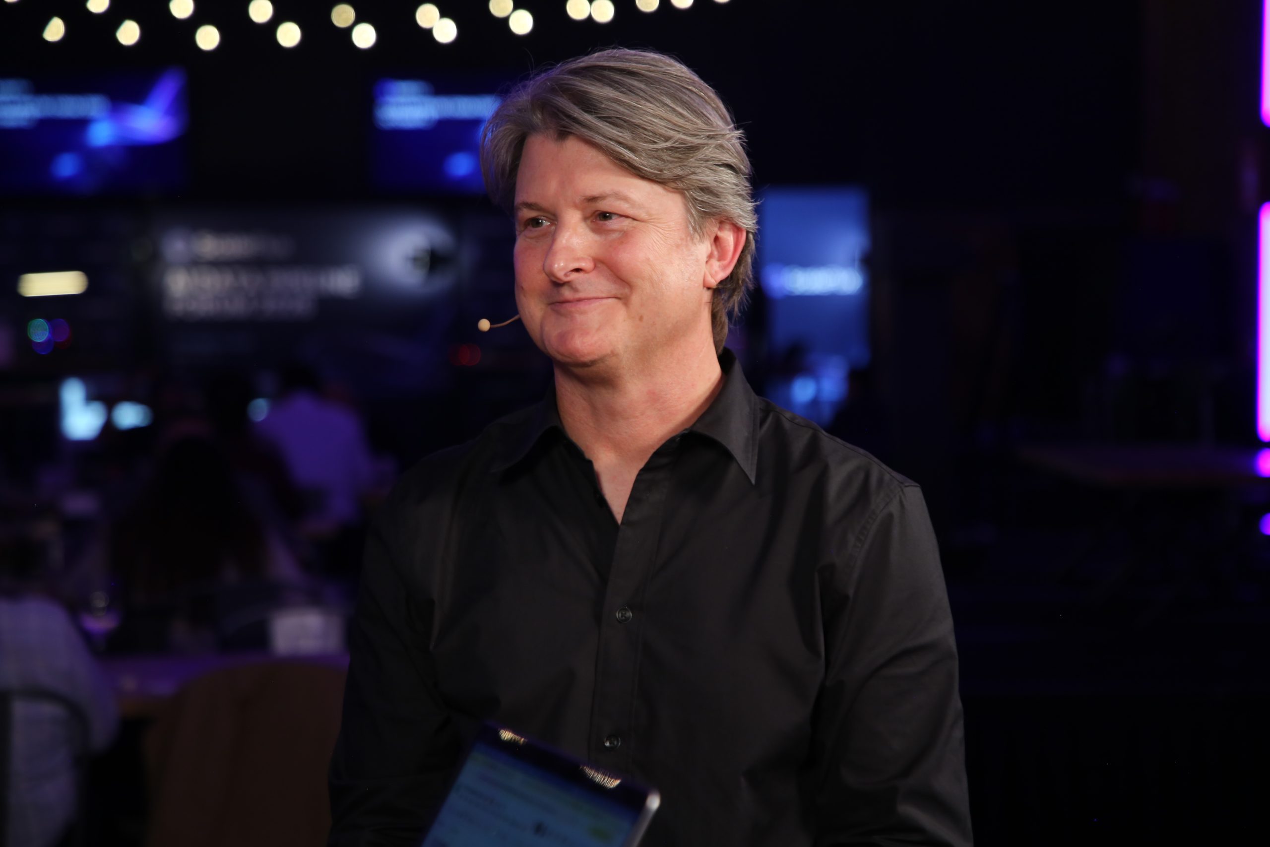 Vast Data bets stitched-together AI pipelines can’t keep sensitive data in sync