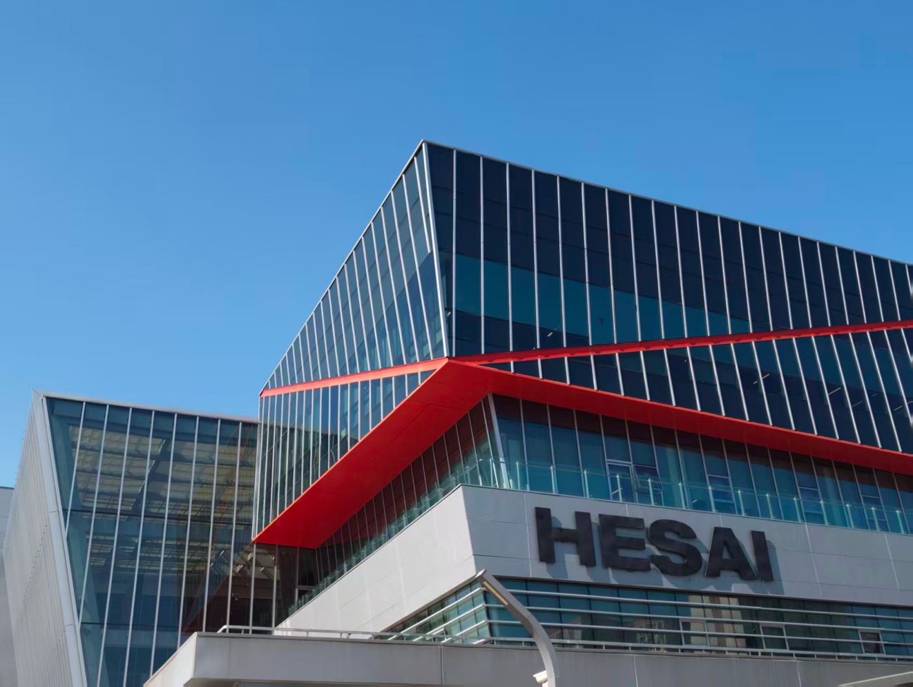 Teaching Robots the Shape of Reality: Hesai’s Kosmo turns real places into 3D assets