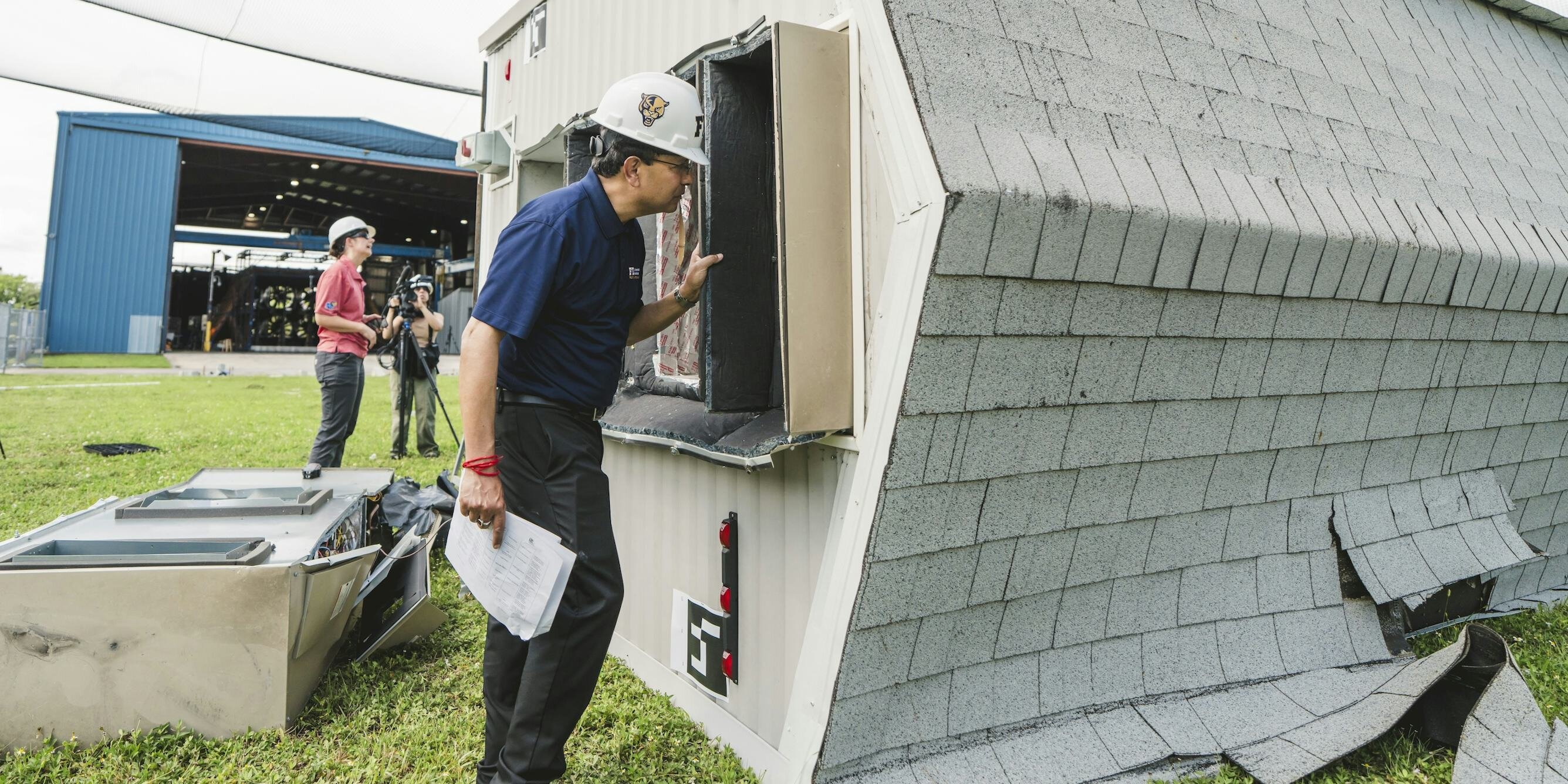 We blasted mobile homes with hurricane‑force winds to test how they fail to make affordable housing safer