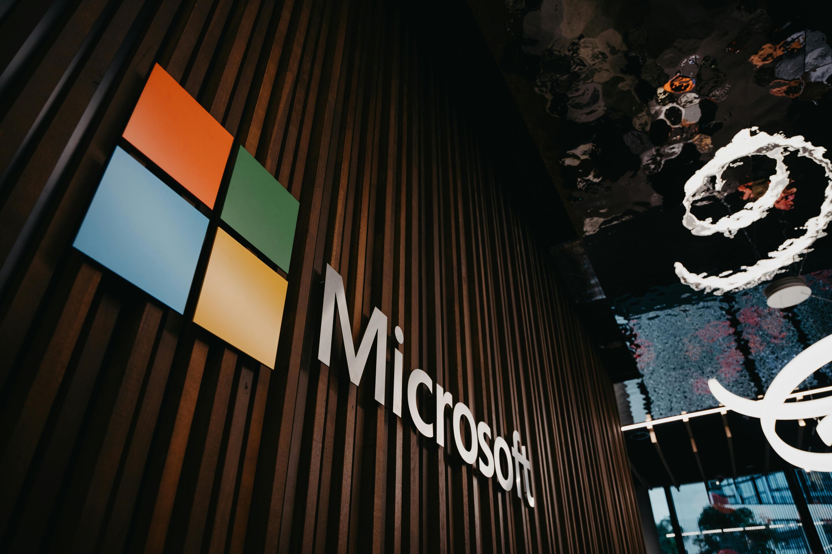 Microsoft pushes AI vision with new, expensive Surface laptop