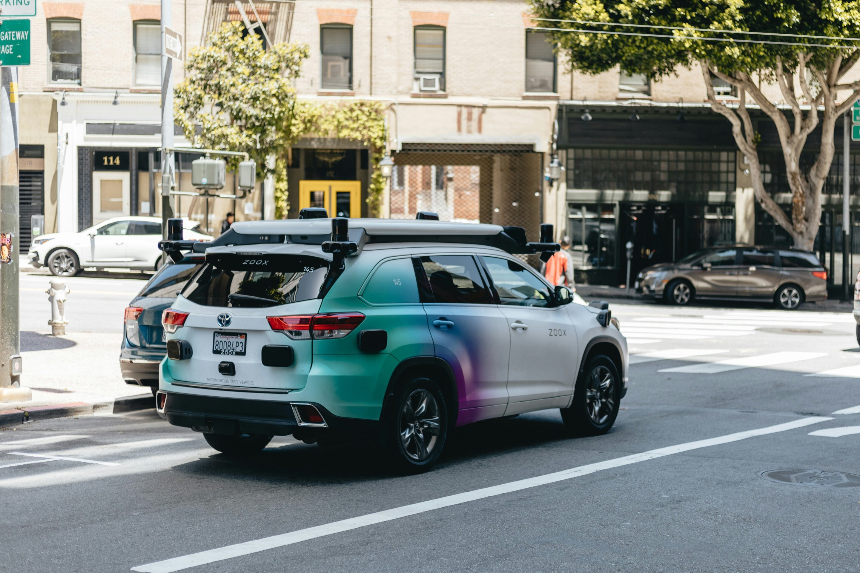 Autonomous vehicles can still see lanes through tampered sensors—but in the wrong place