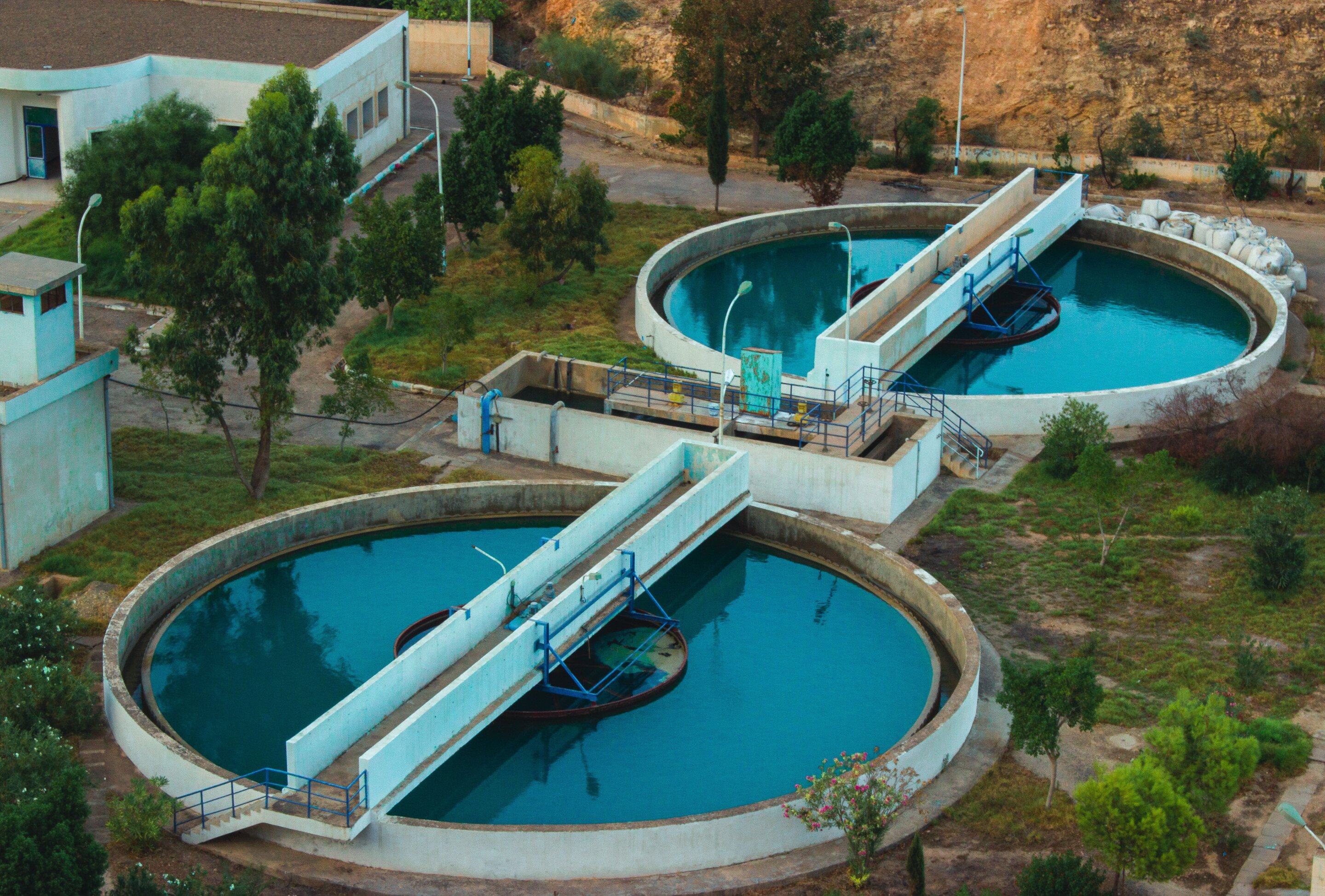 Can salty, dirty water cool data centers? Research points to desalination as a cooling option