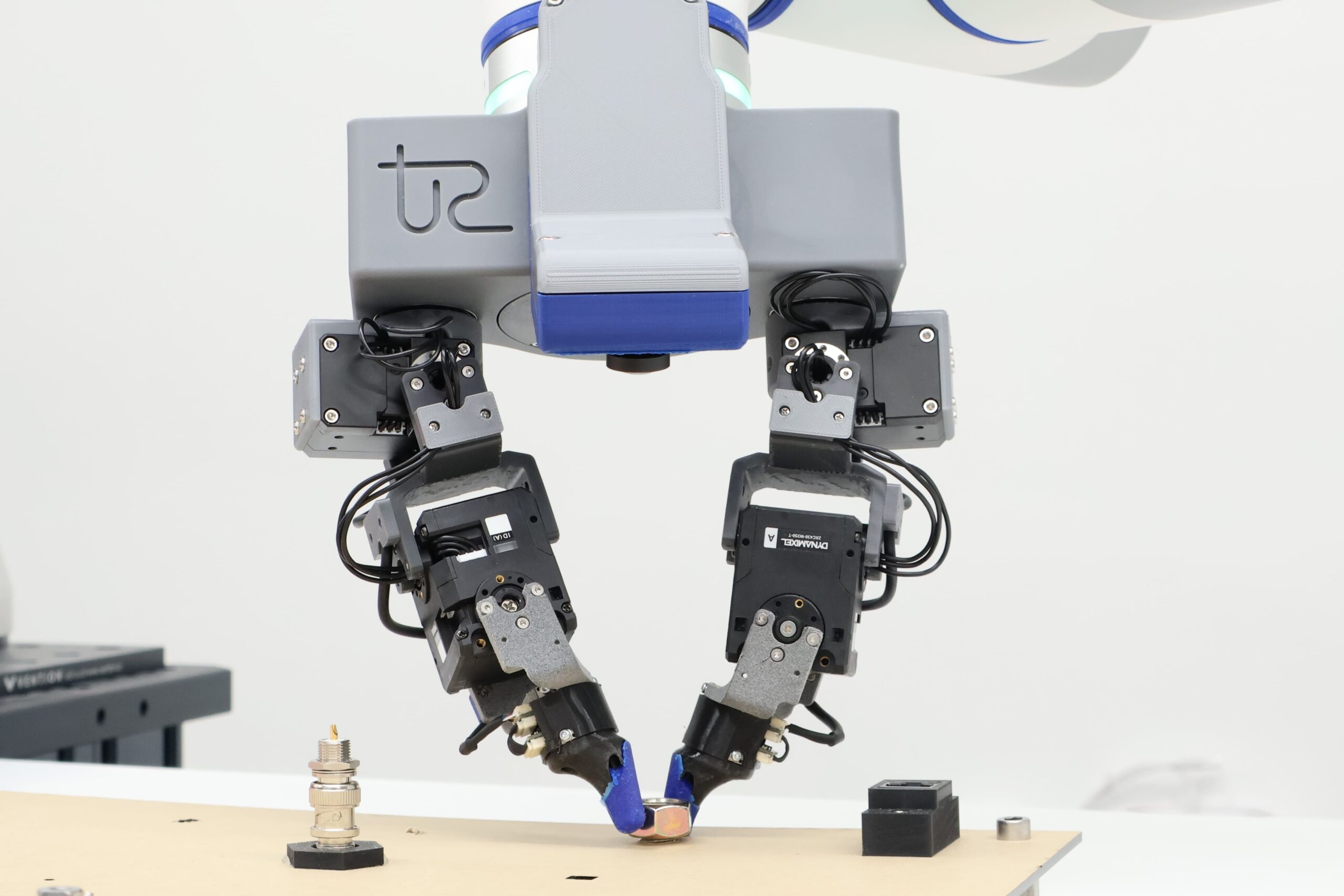 Tangent Robotics Raises $4.5M in Pre-Seed Funding to Develop Fine Motor Skills for Robot Hands