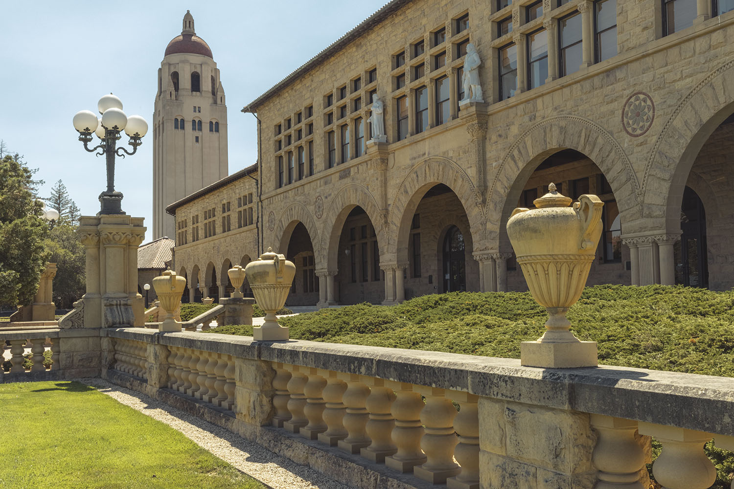 Stanford publishes annual crime statistics, safety report