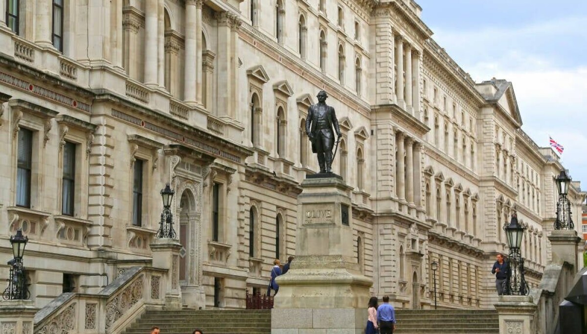 UK Cabinet Office takes £7.8M hit to kill off recruitment system
