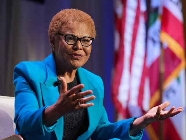 Karen Bass Backs 28-Arrest Skid Row Drug Sweep as Policing Jolts L.A. Mayor's Race