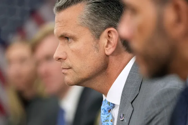 Hegseth Holds Unannounced Israel Talks With Netanyahu as Trump Backs Him Before 1-Week Vote